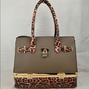 Leopard Pattern Double Handles bag